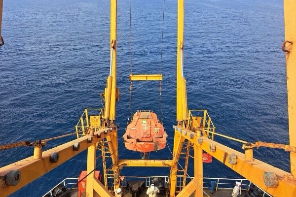 cover image 49